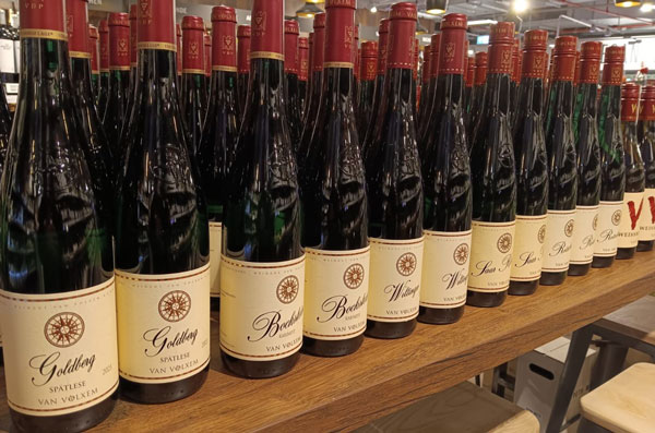 REWE Matthias Härzschel, Leipzig, NEO, Blog, Van Volxem, Riesling, Wein, Saar, Tischrunde