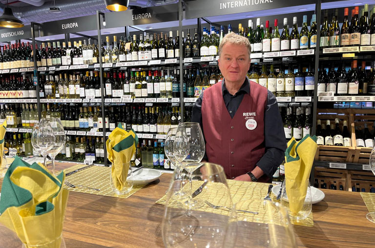 REWE Matthias Härzschel, Leipzig, NEO, Blog, Spargel, Wein, Genussabend, Frank Mädler, Silvaner, Winzervereinigung Freyburg-Unstrut