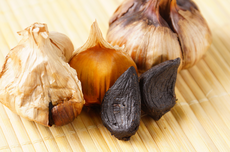 fermentierter Knoblauch hat ein herrlisches Aroma